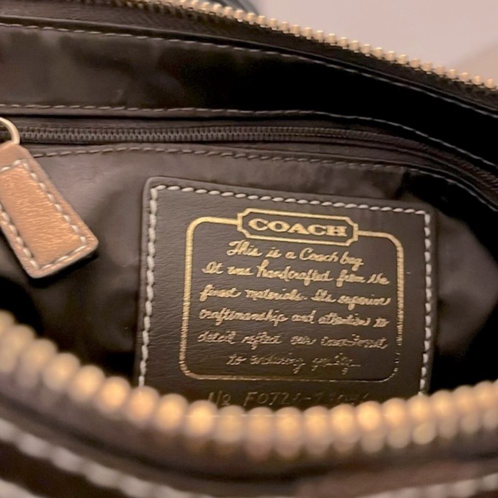 COACH SIGNATURE CLUTCH/SHOULDER BAG - Picture 6 of 13